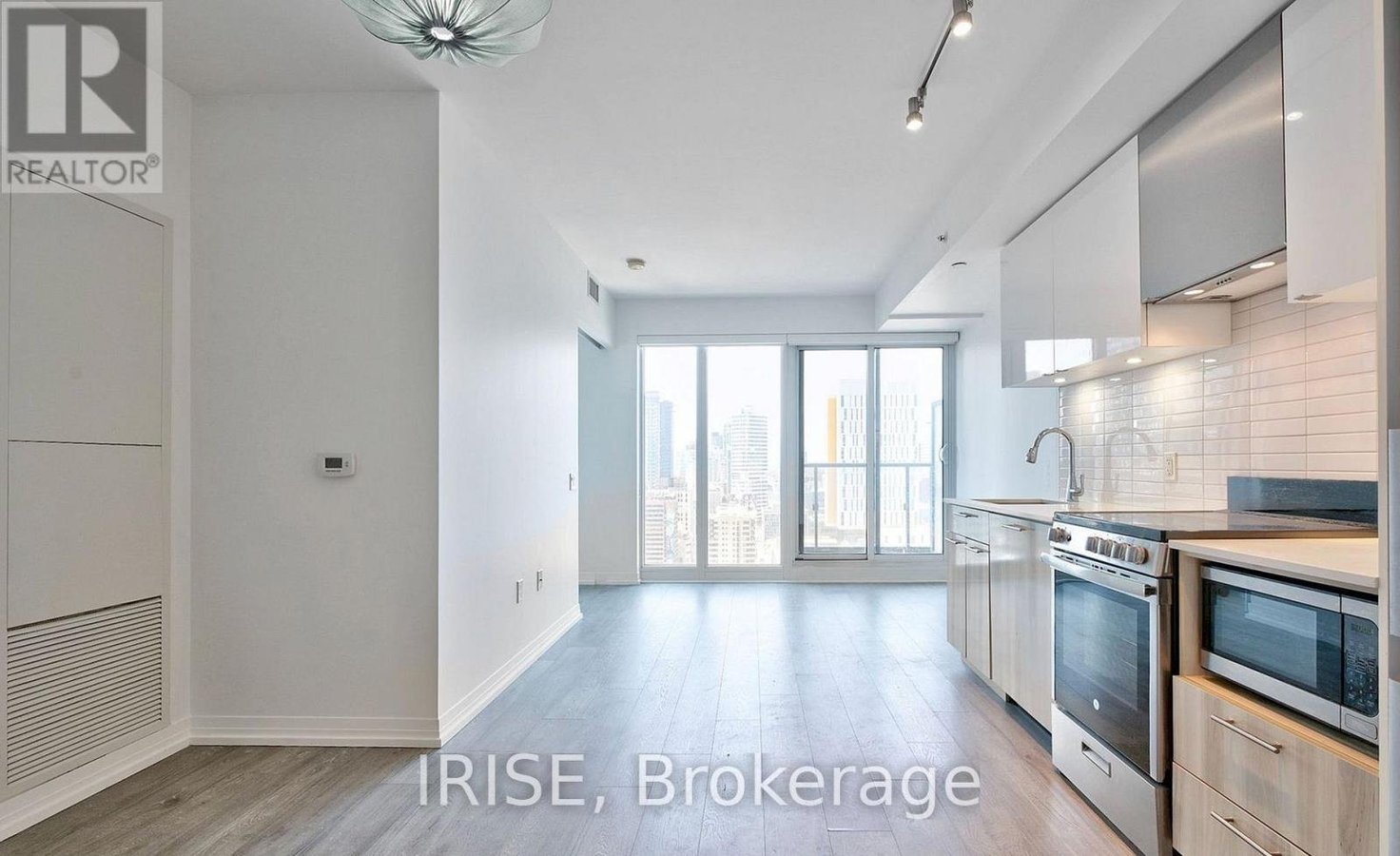 2508 - 251 JARVIS STREET - Photo 3