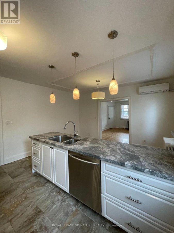 MAIN - 41 SCARBORO BEACH BOULEVARD - Photo 12