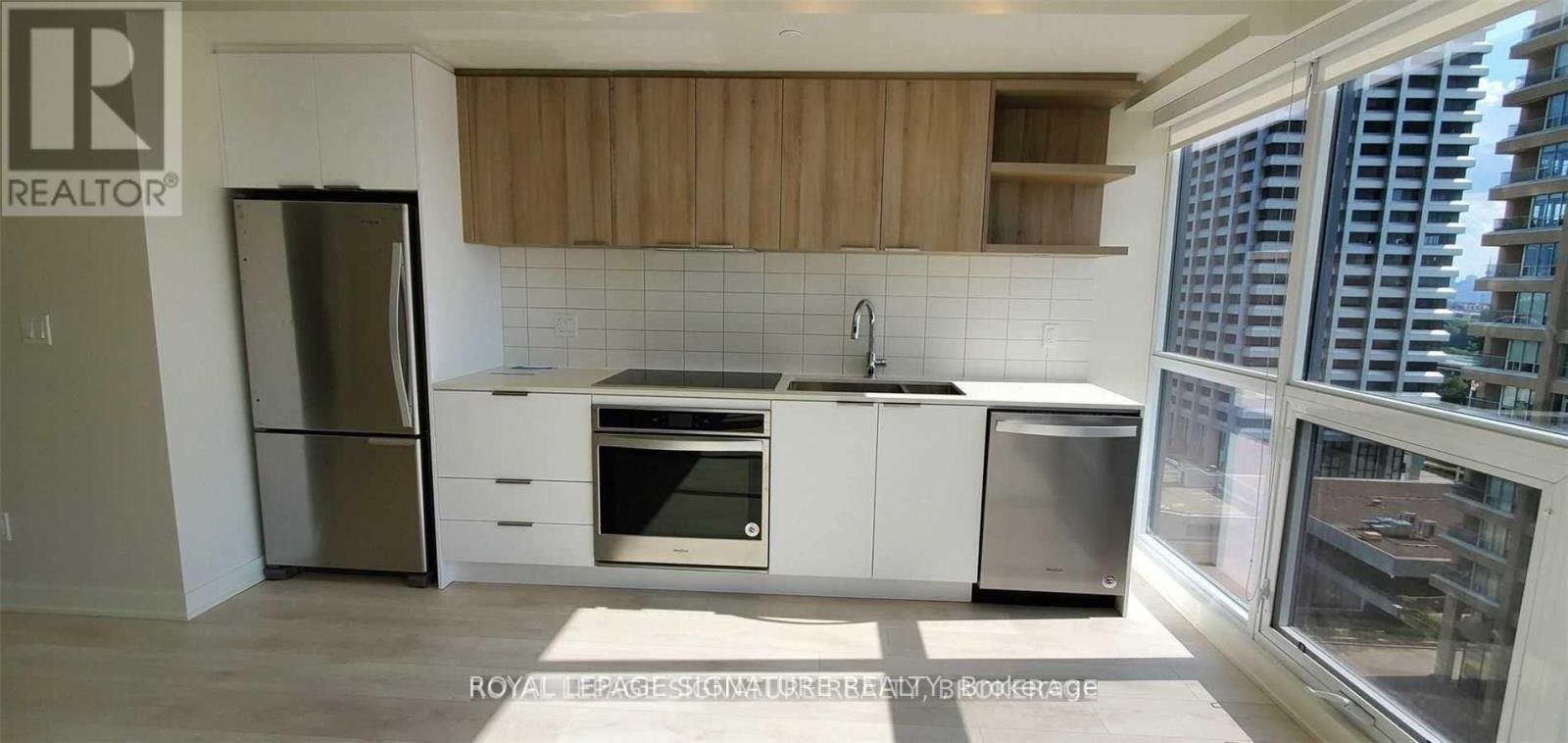 N1402 - 6 SONIC WAY - Photo 4