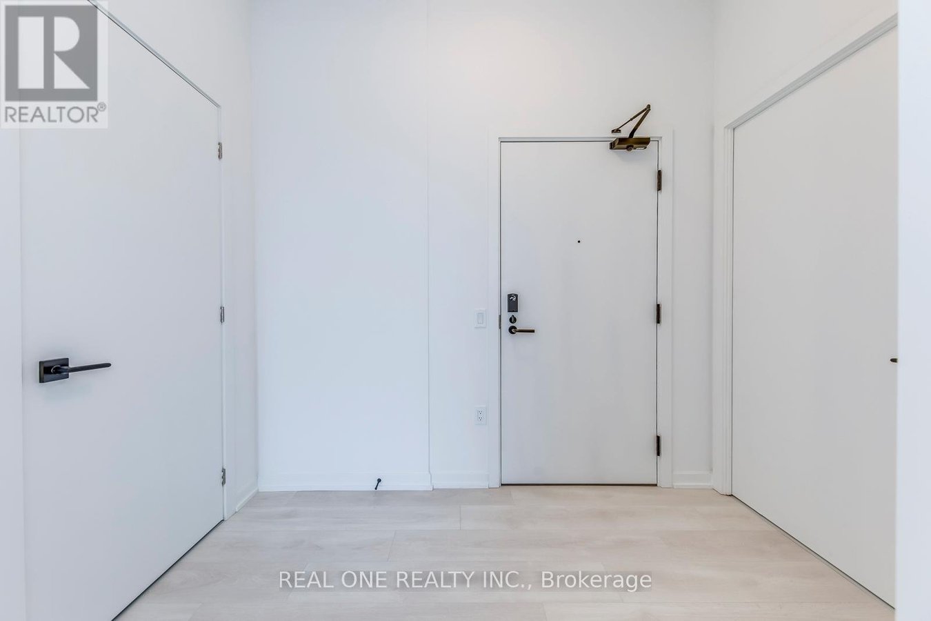 603 - 1285 DUPONT STREET - Photo 2