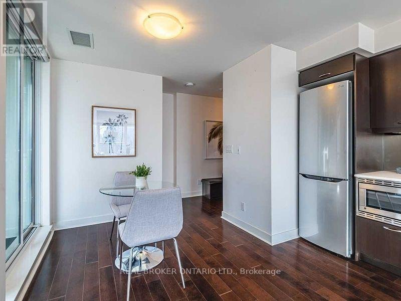 UPH13 - 320 RICHMOND STREET E - Photo 6