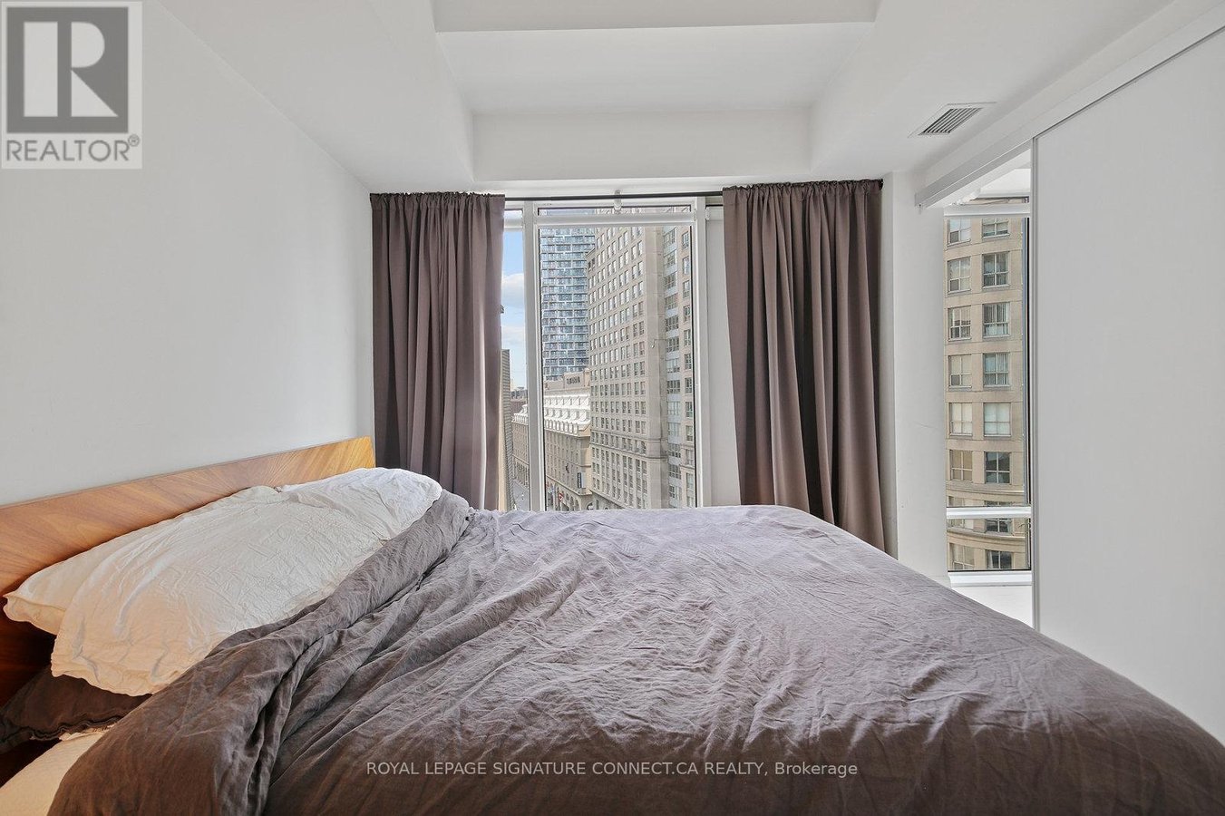 808 - 8 THE ESPLANADE - Photo 19