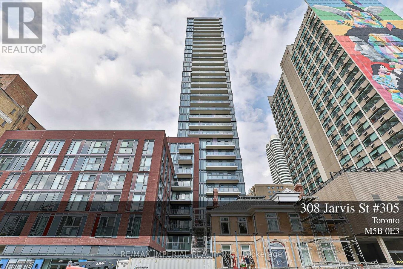 305 - 308 JARVIS STREET - Photo 2