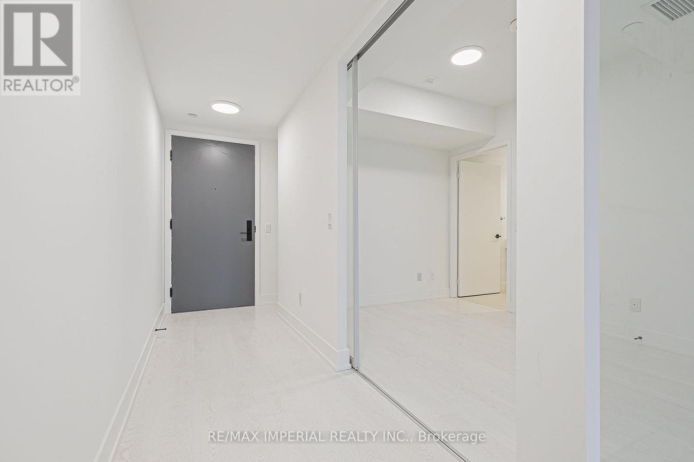 305 - 308 JARVIS STREET - Photo 9