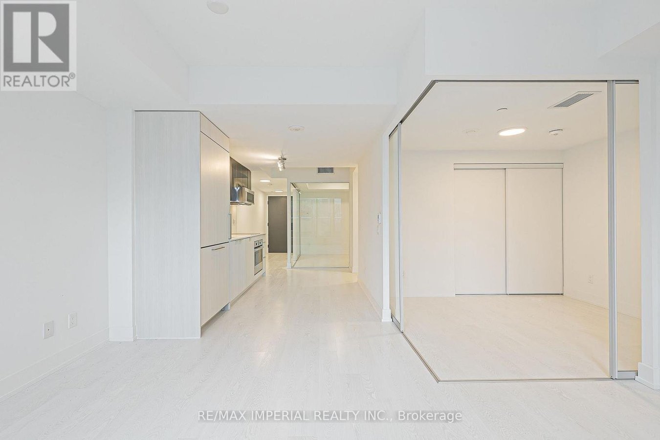 305 - 308 JARVIS STREET - Photo 17