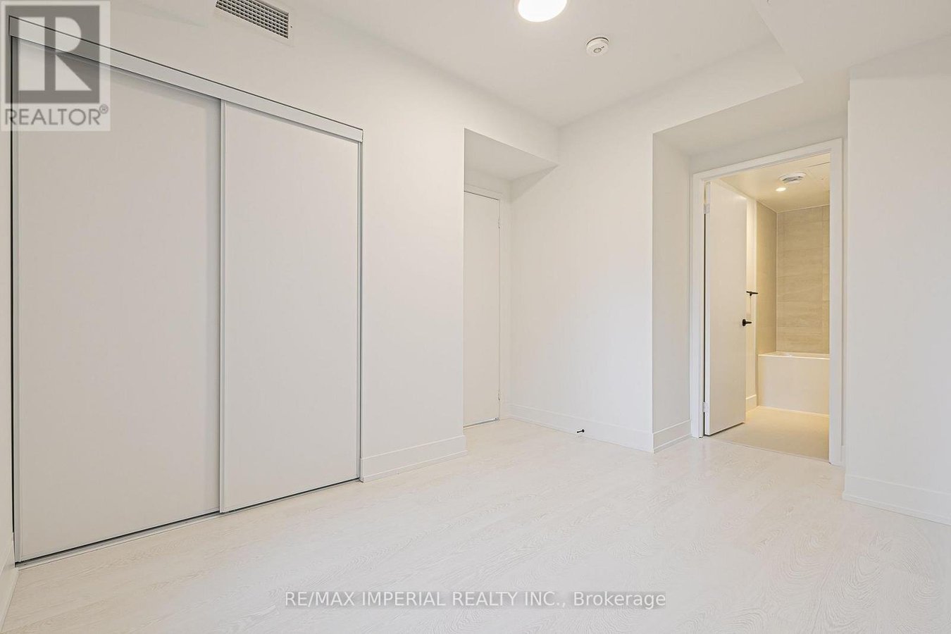 305 - 308 JARVIS STREET - Photo 32
