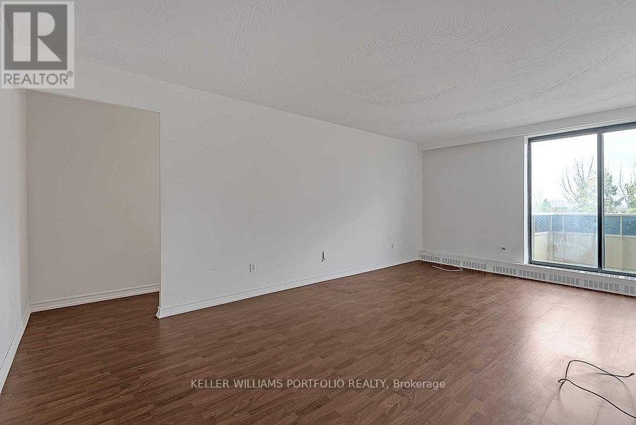 704 - 921 MIDLAND AVENUE - Photo 5