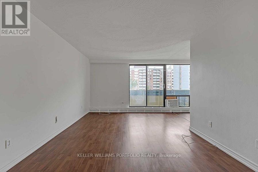 704 - 921 MIDLAND AVENUE - Photo 7