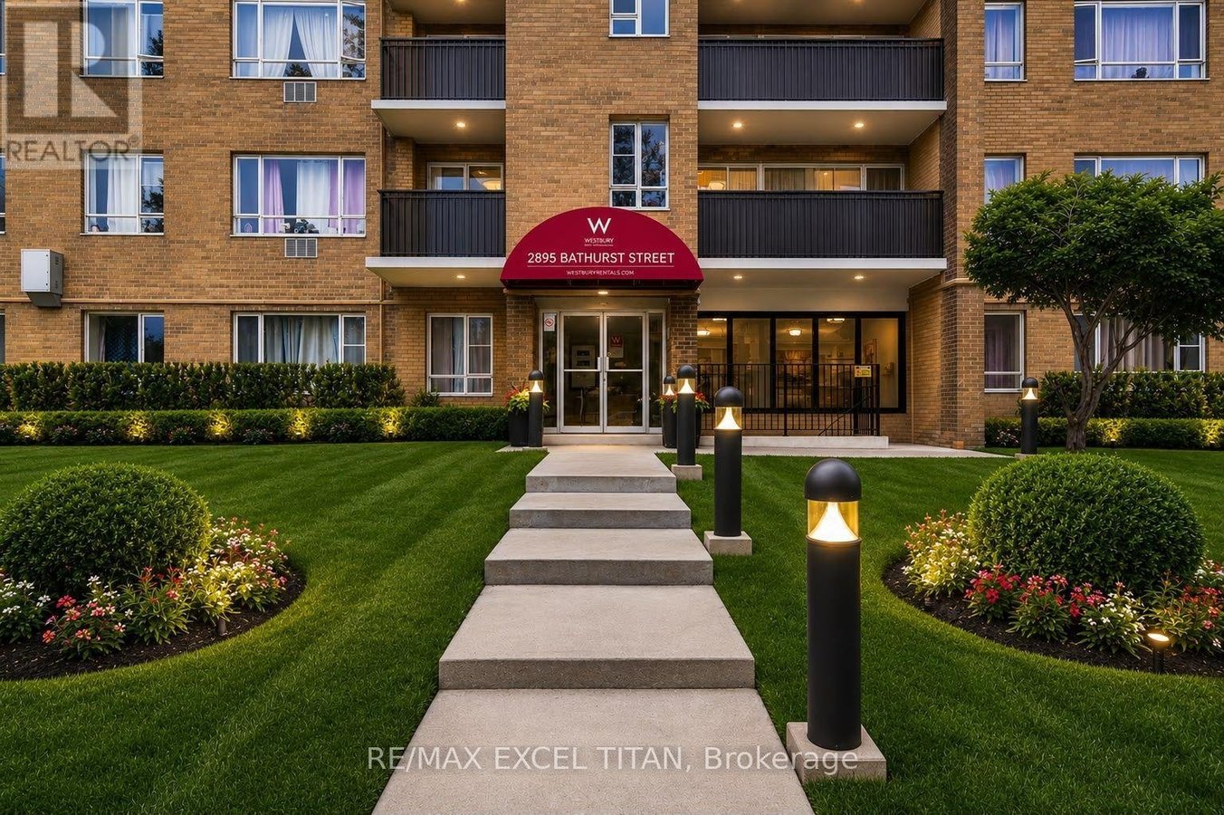 108 - 2895 BATHURST STREET - Photo 2
