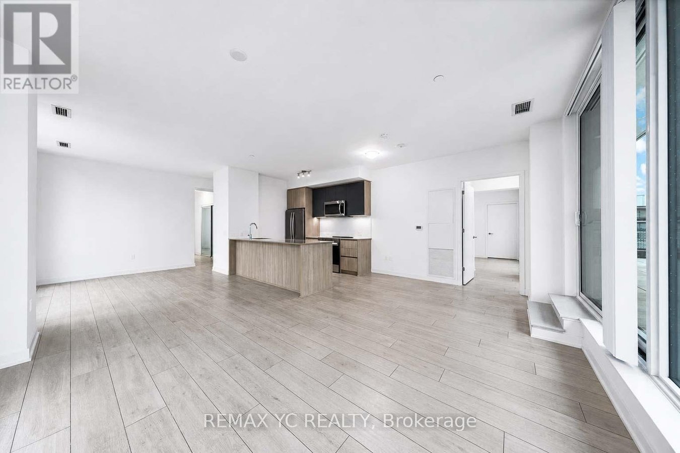 1022 - 5858 YONGE STREET - Photo 3