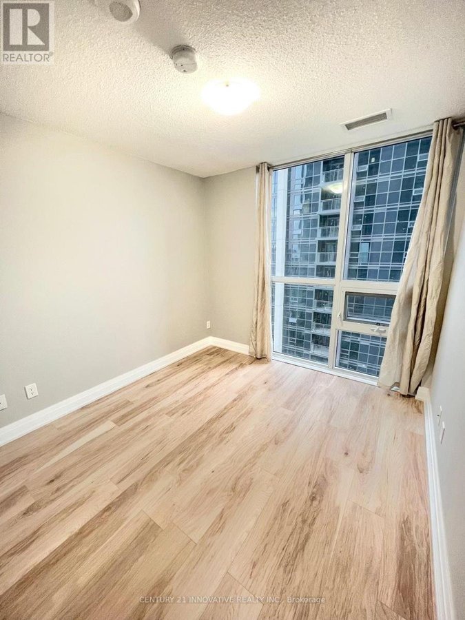 1602 - 30 MEADOWGLEN PLACE - Photo 10