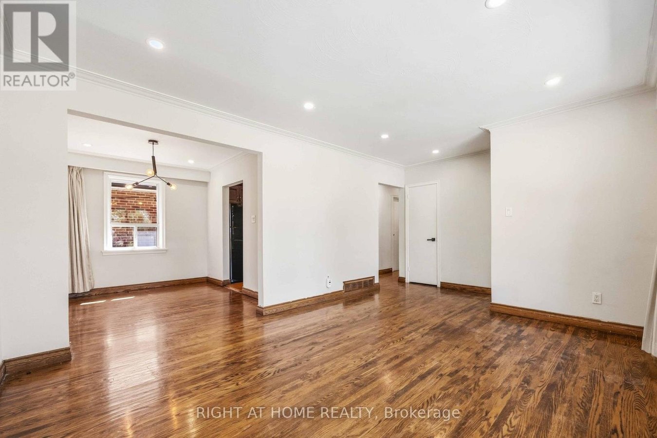 1 MOZART AVENUE - Photo 11