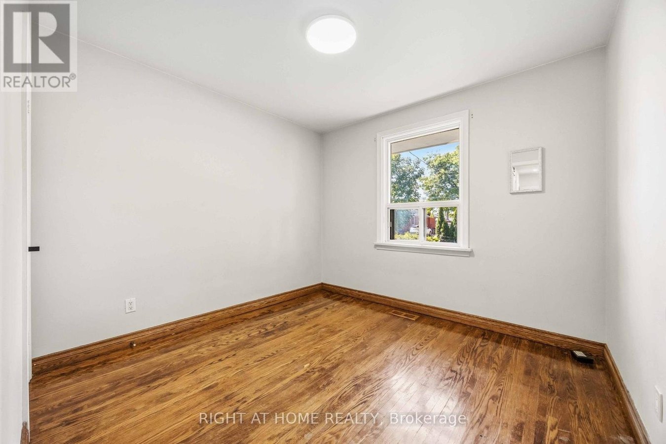 1 MOZART AVENUE - Photo 14