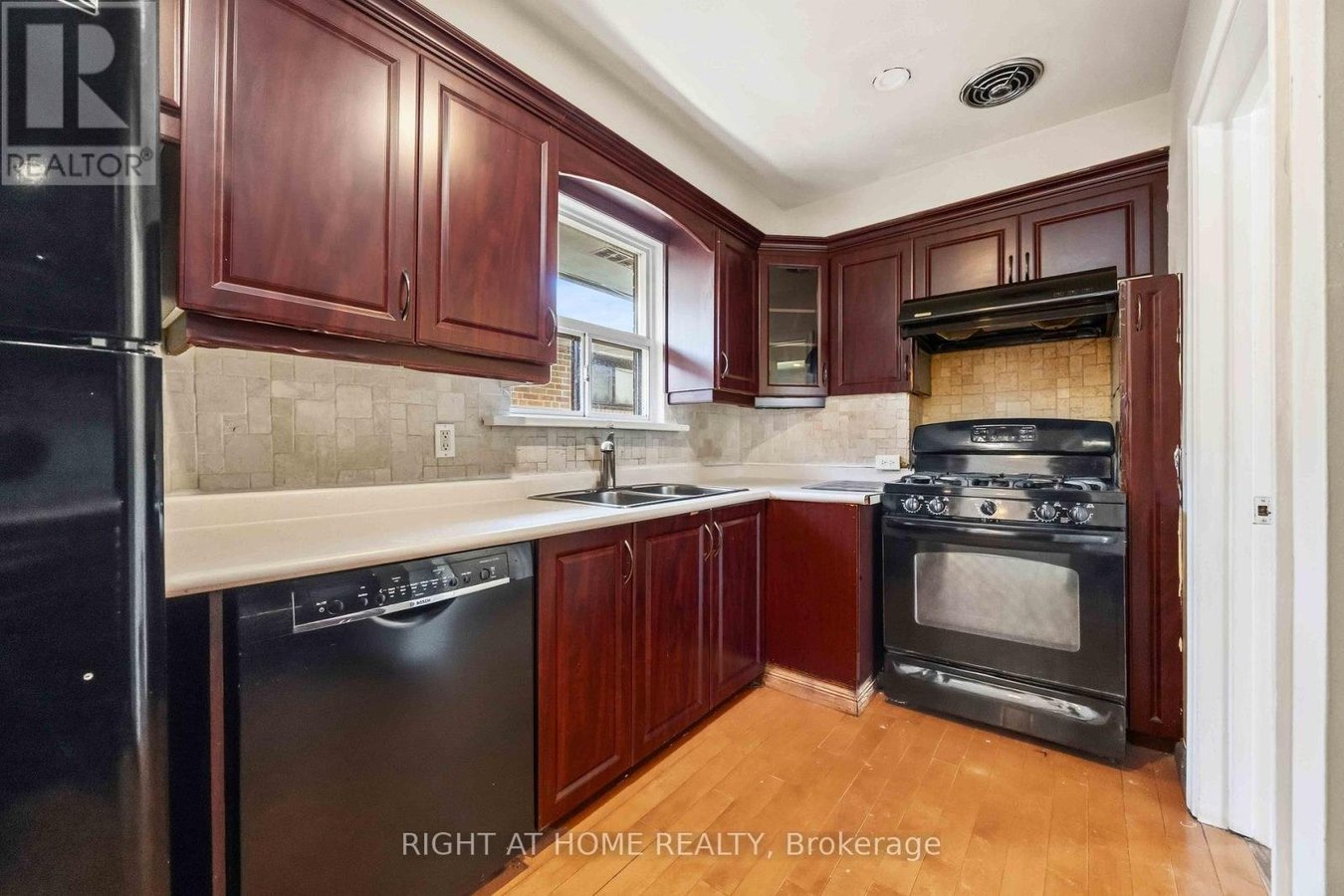 1 MOZART AVENUE - Photo 20