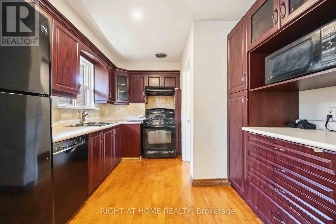 1 MOZART AVENUE - Photo 21