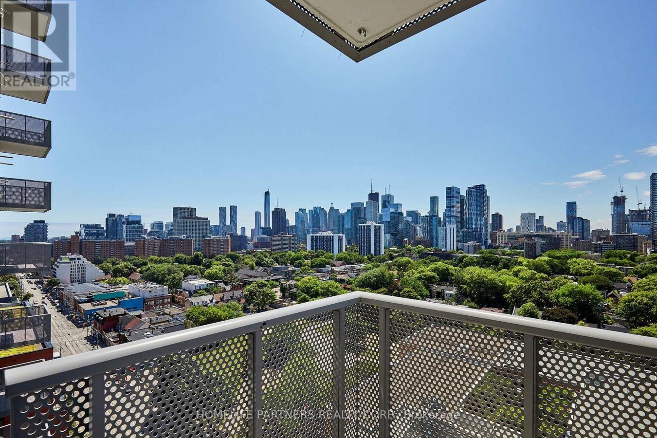 1307 - 10 OAK STREET - Photo 24