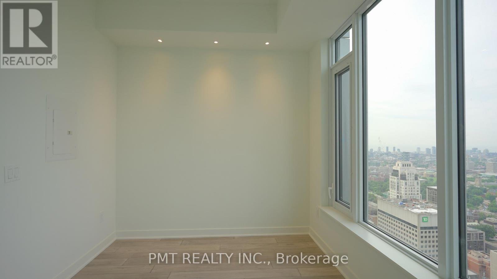 4210 - 11 YORKVILLE AVENUE - Photo 9