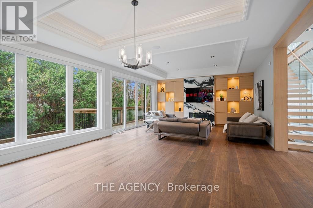 8 FRIVICK COURT - Photo 14