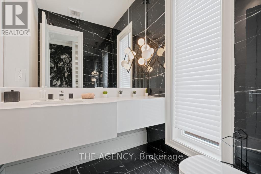 8 FRIVICK COURT - Photo 23