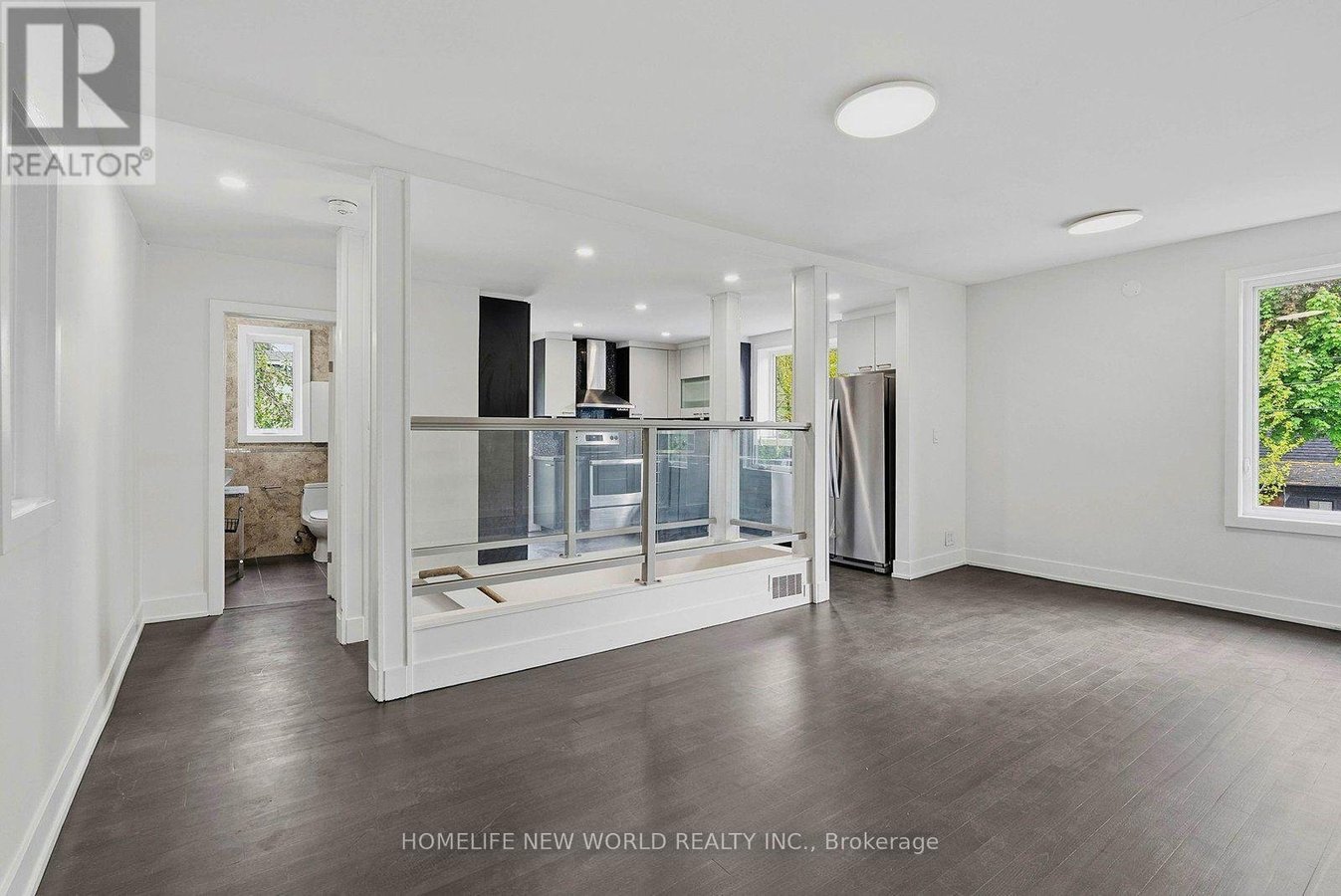 1842 DUNDAS STREET E - Photo 2