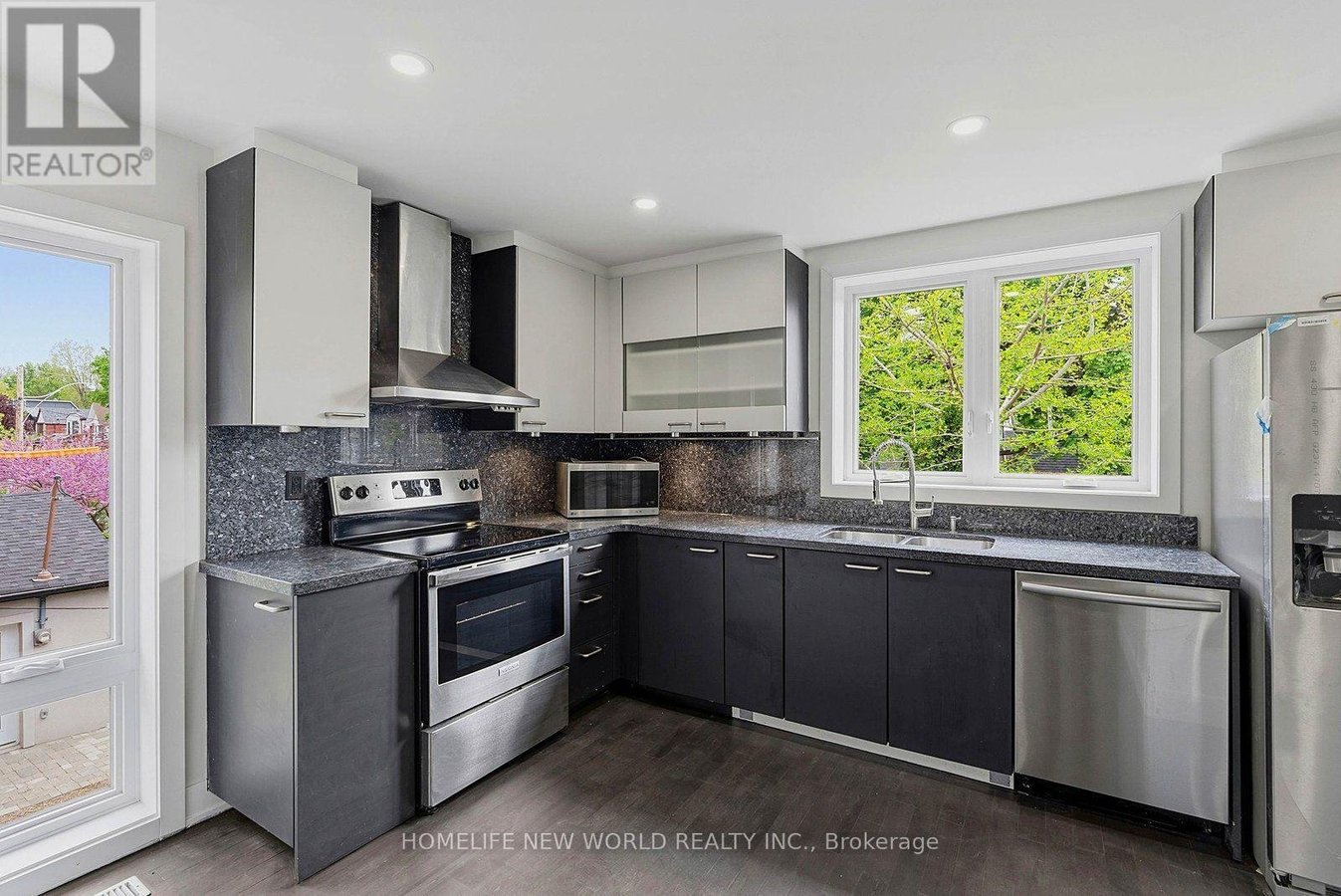 1842 DUNDAS STREET E - Photo 8