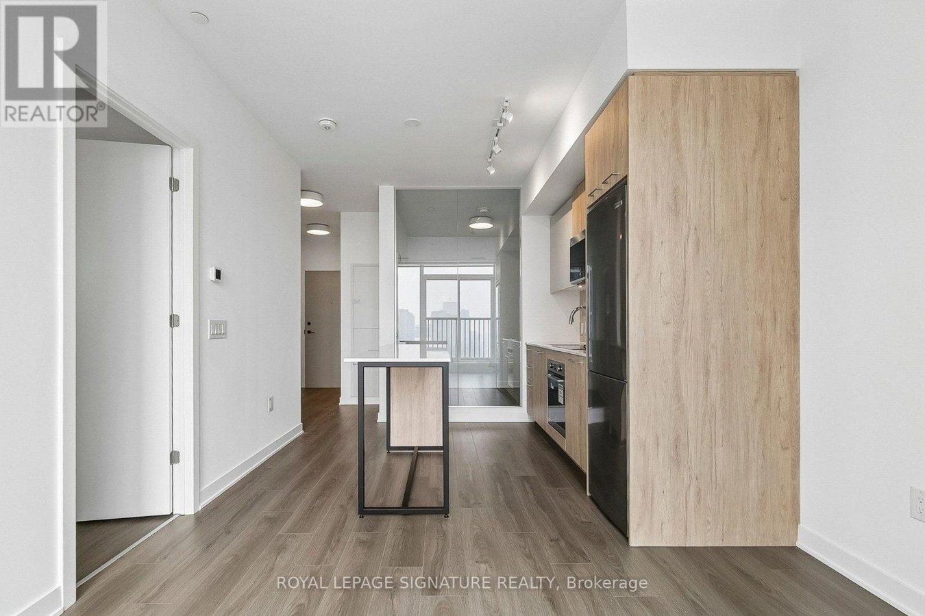 1014 - 30 DREAMERS WAY - Photo 10
