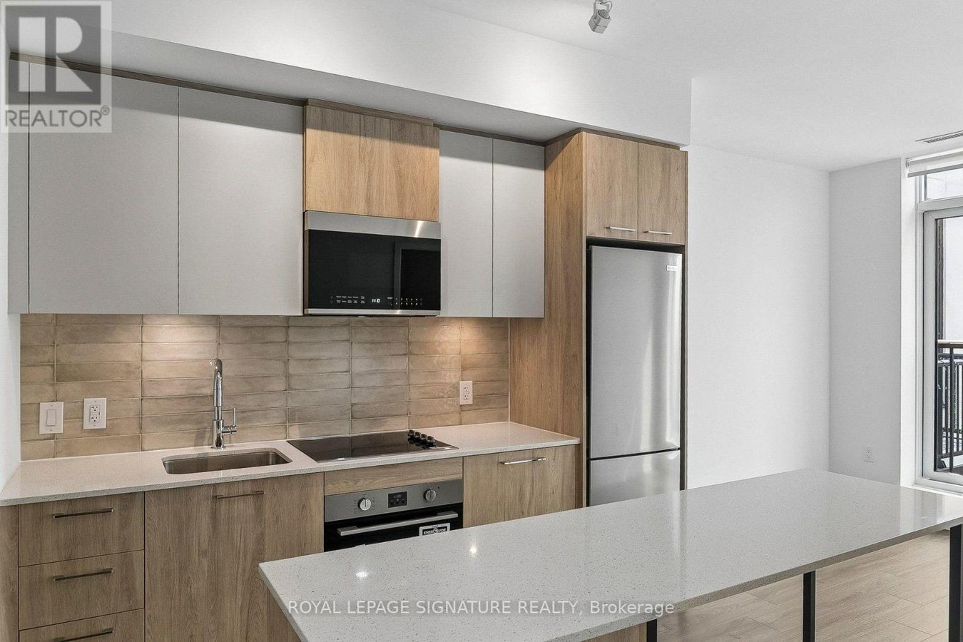 1014 - 30 DREAMERS WAY - Photo 16