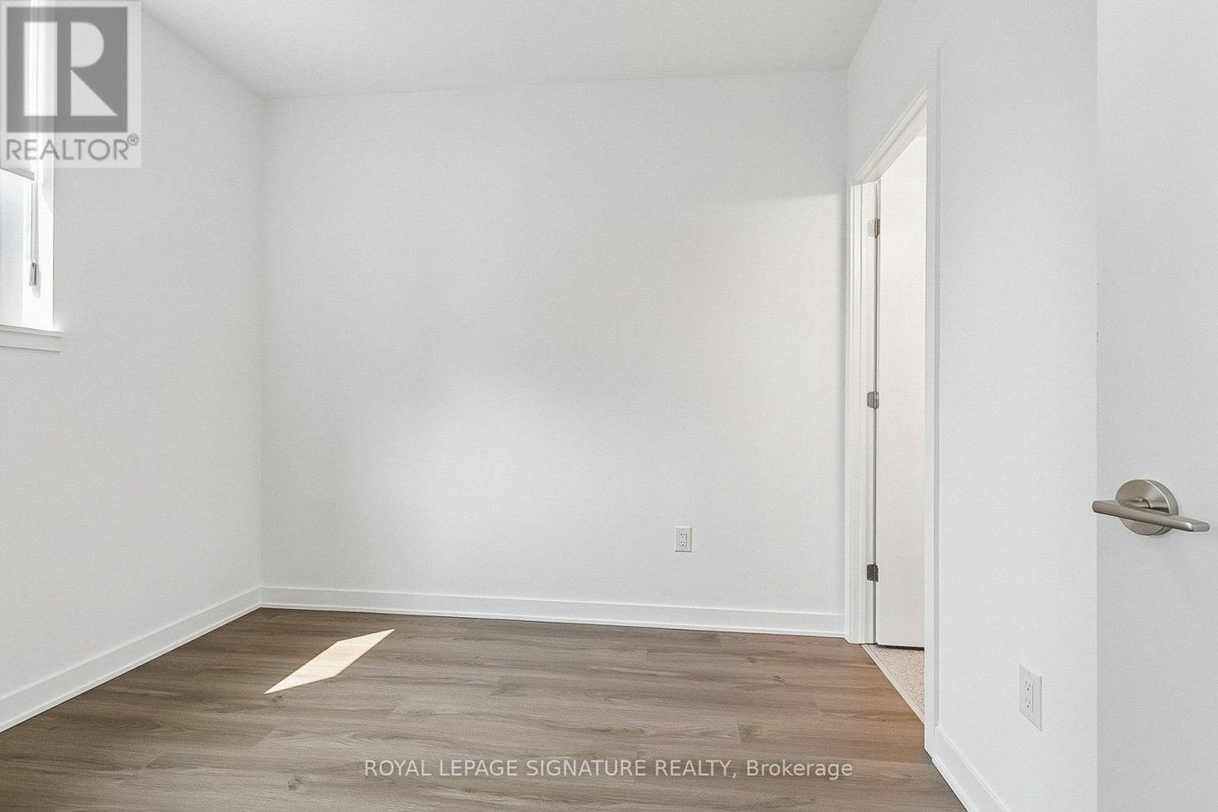 1014 - 30 DREAMERS WAY - Photo 28