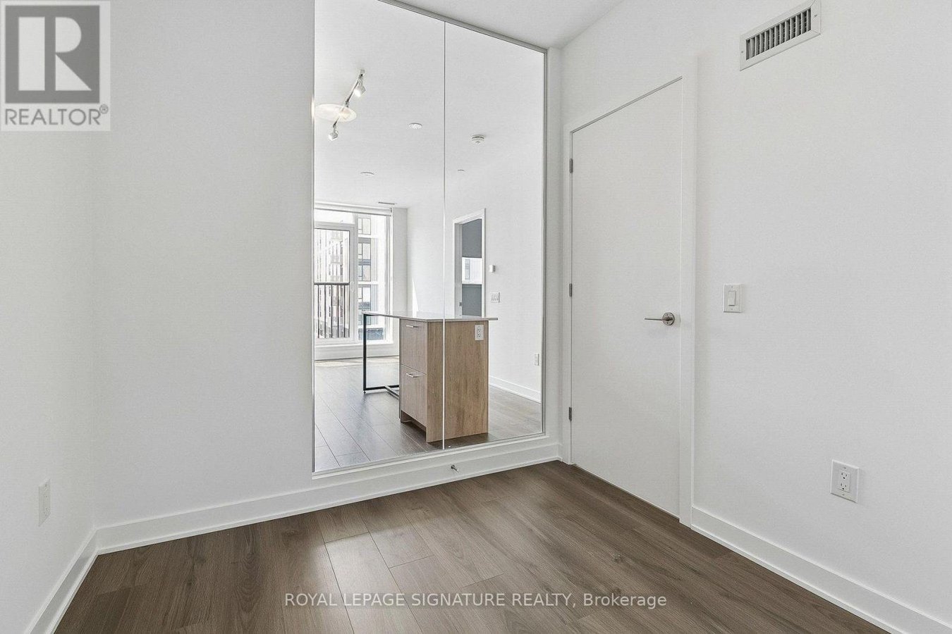 1014 - 30 DREAMERS WAY - Photo 30