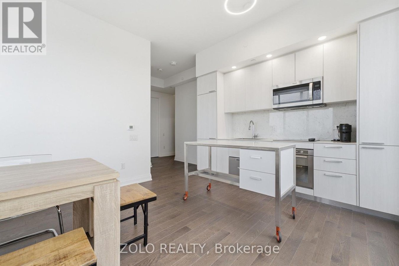 PH303 - 75 CANTERBURY PLACE - Photo 6