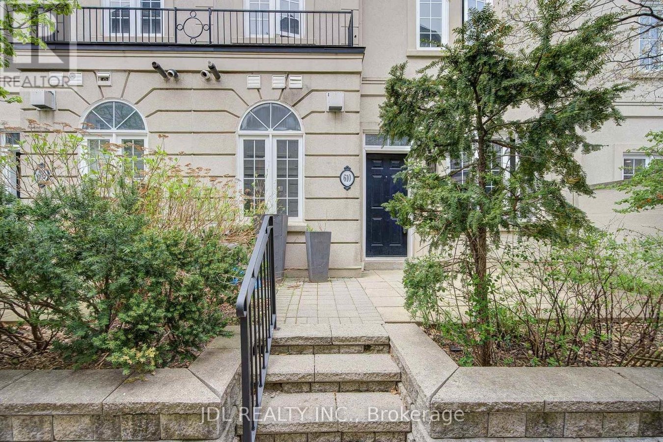 610 - 11 EVERSON DRIVE - Photo 6