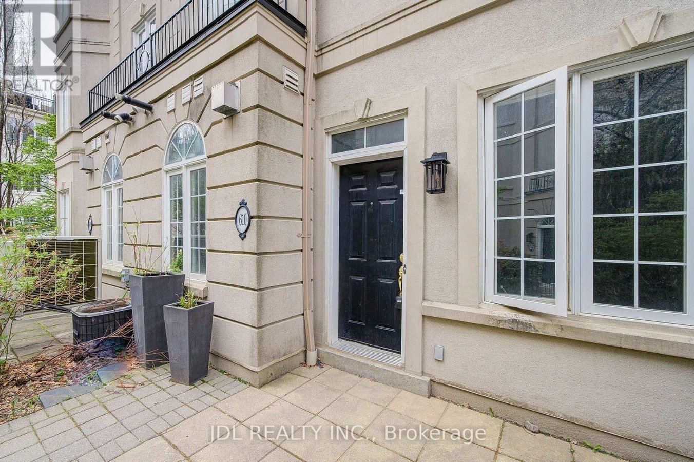 610 - 11 EVERSON DRIVE - Photo 8