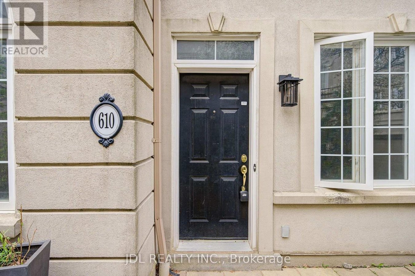610 - 11 EVERSON DRIVE - Photo 10