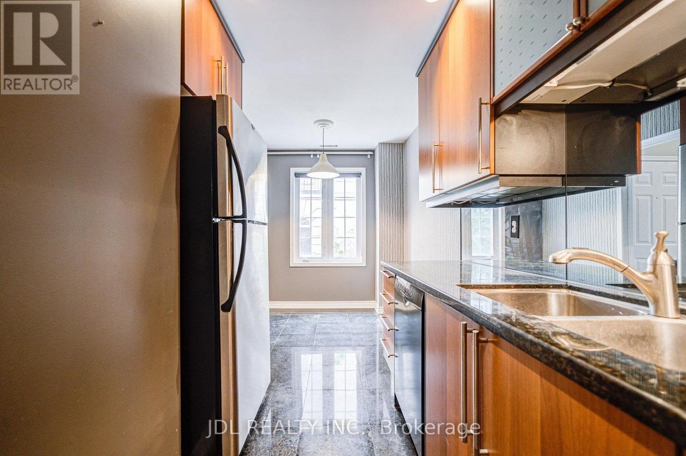 610 - 11 EVERSON DRIVE - Photo 23