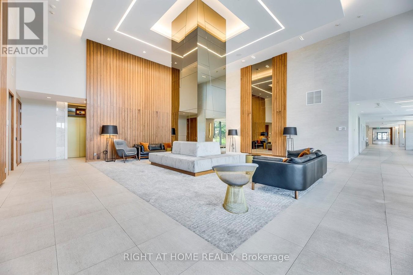 308 - 2 SONIC WAY - Photo 4
