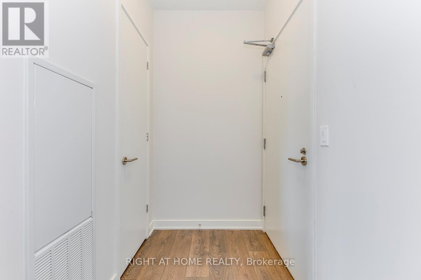 308 - 2 SONIC WAY - Photo 5