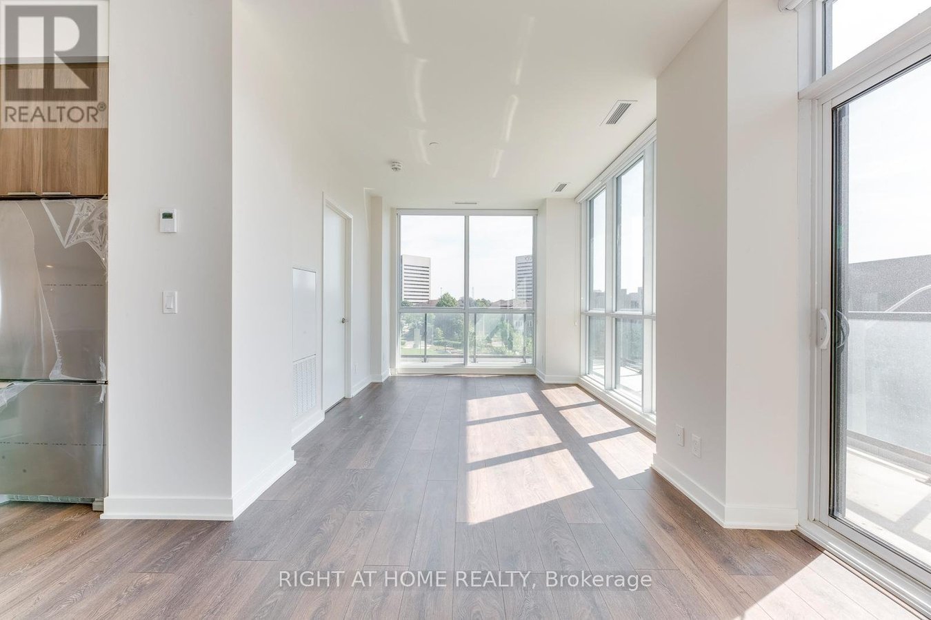 308 - 2 SONIC WAY - Photo 7