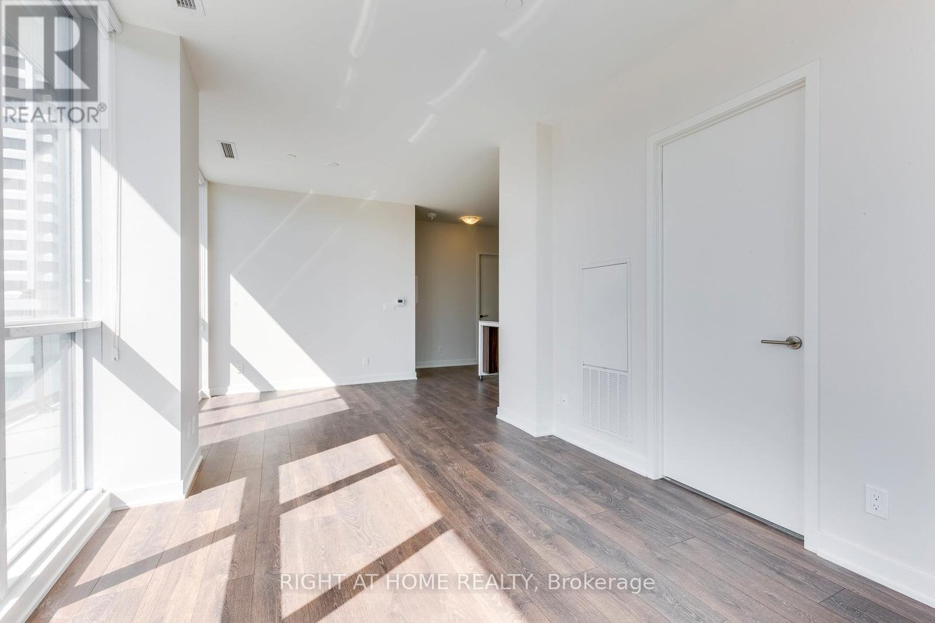 308 - 2 SONIC WAY - Photo 9