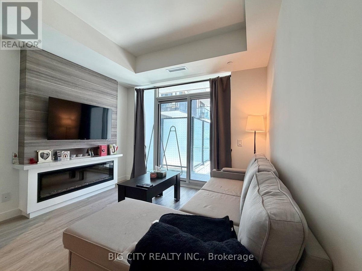 341 - 1050 EASTERN AVENUE - Photo 1