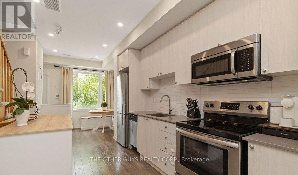 19 THOMAS MULHOLLAND DRIVE - Photo 10