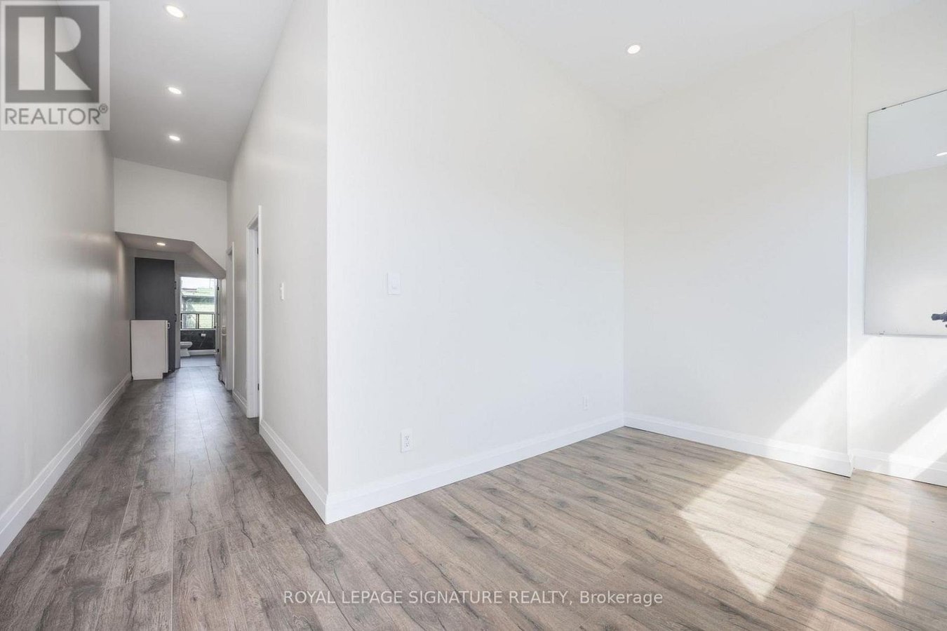 2ND FLOOR - 414 SPADINA AVENUE - Photo 4