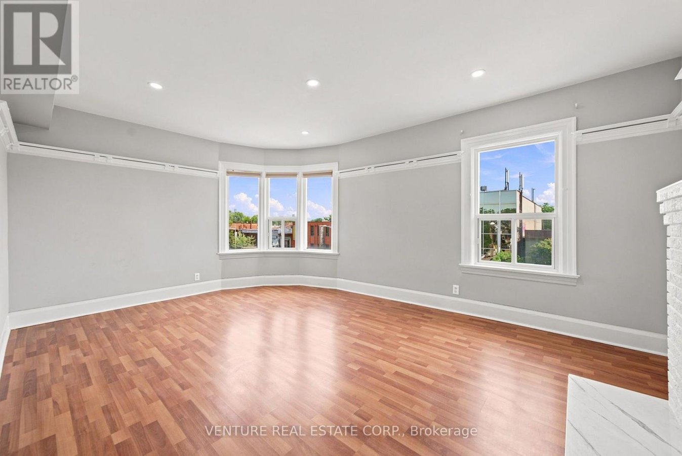 3 - 1228 ST CLAIR AVENUE W - Photo 9