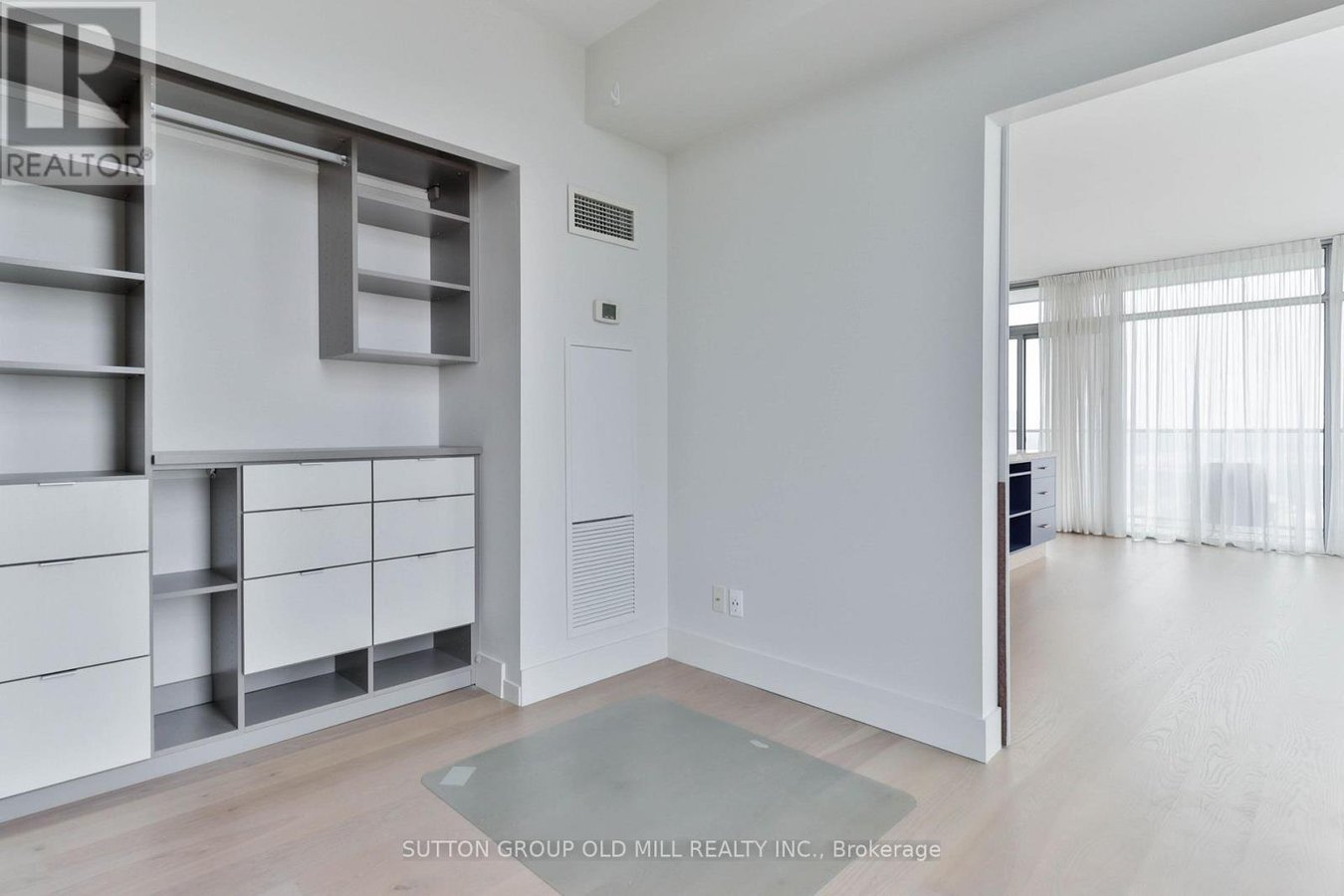 2110 - 105 THE QUEENSWAY - Photo 16