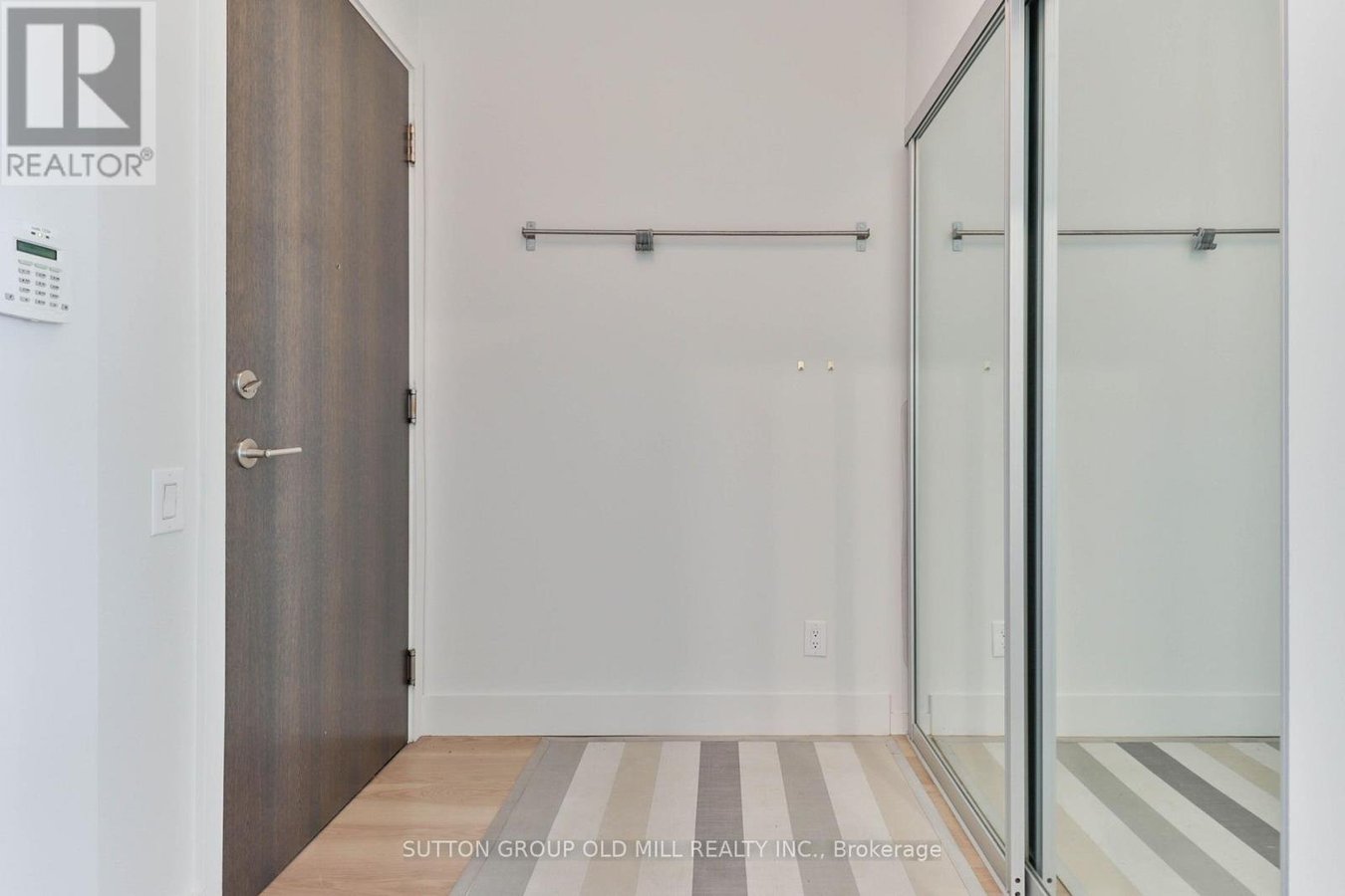 2110 - 105 THE QUEENSWAY - Photo 18