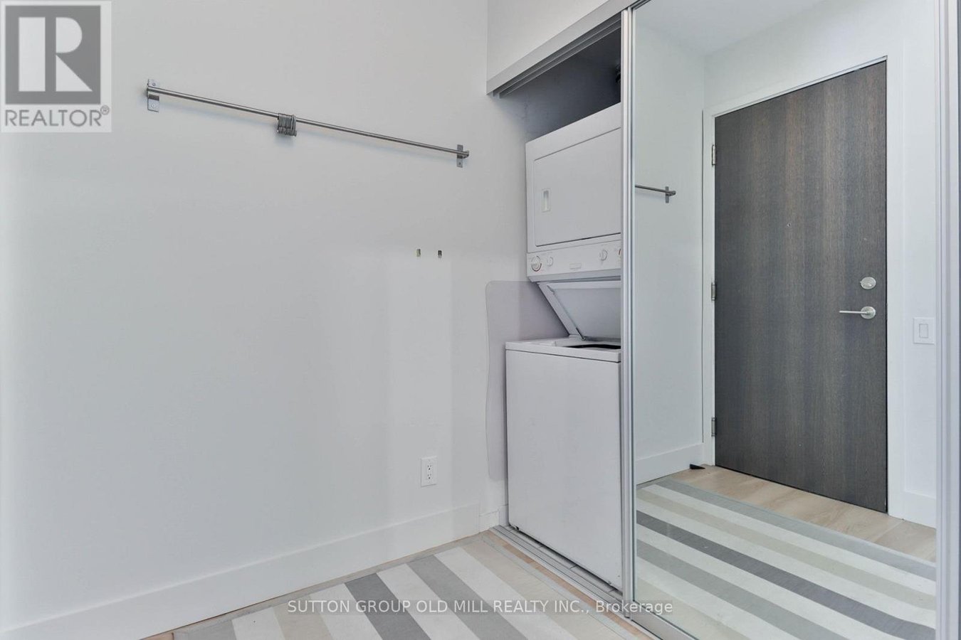 2110 - 105 THE QUEENSWAY - Photo 20
