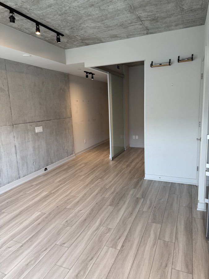 458 Richmond Street West - Photo 3