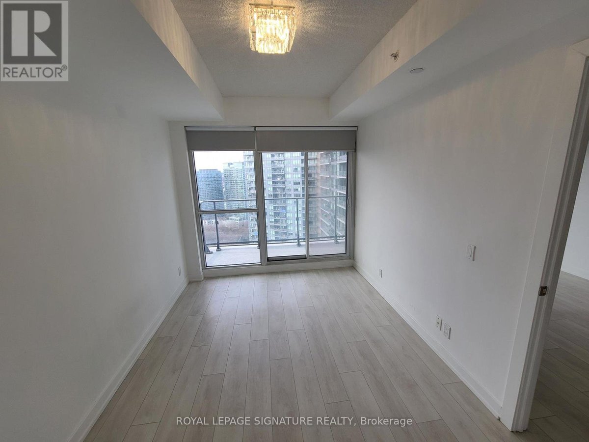 3203 - 2220 LAKE SHORE BOULEVARD W - Photo 4
