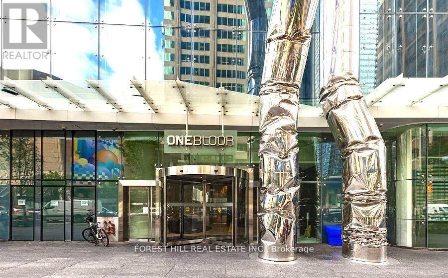 5210 - 1 BLOOR STREET E - Photo 2