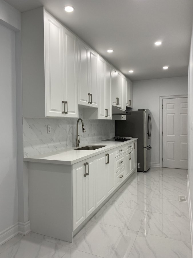 674 Bathurst Street - Photo 7