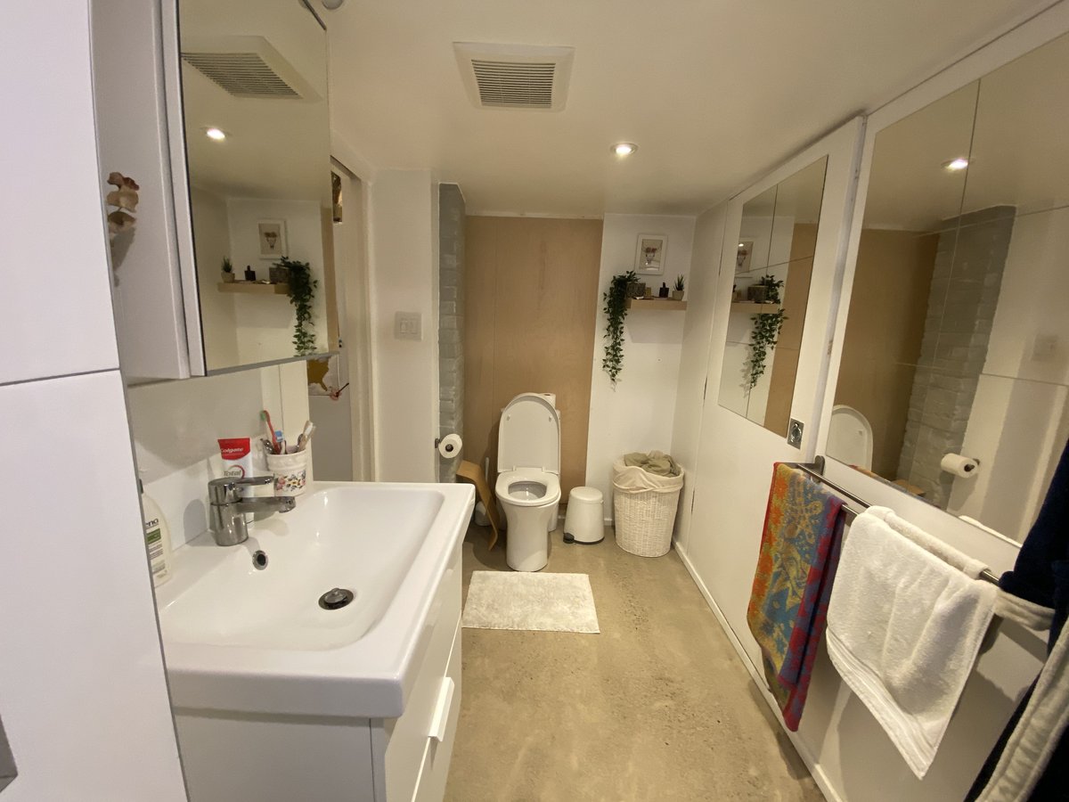 343 Gladstone Avenue - Photo 5